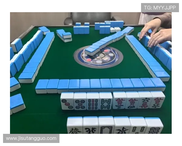 下载真人麻将馆免费版让你轻松掌握各种麻将技巧享受无广告的纯净游戏环境